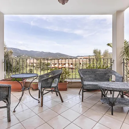 Stunning Paola With Swimming Pool & Terrace! Apartamento